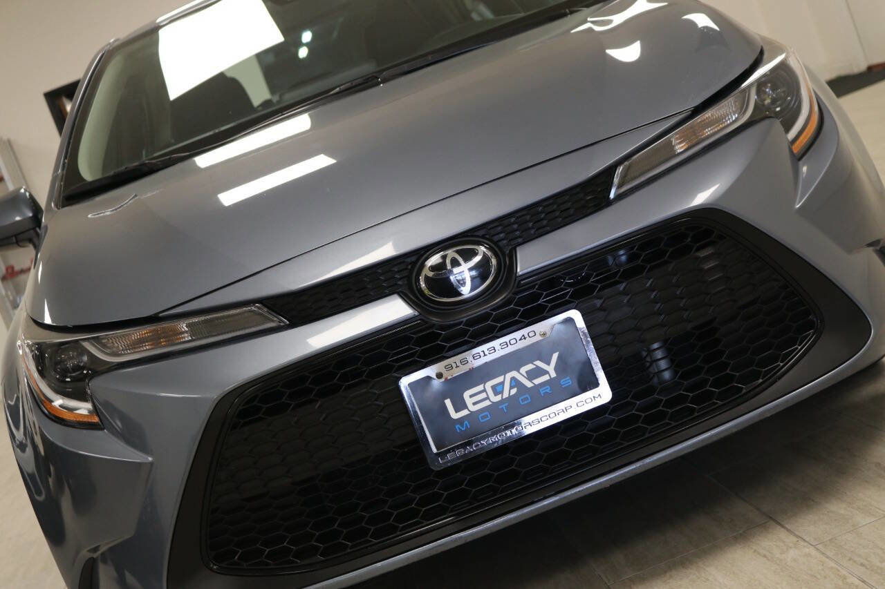 Used 2022 Toyota Corolla LE image 91