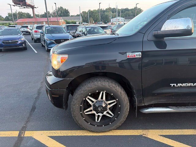 Used 2013 Toyota Tundra Limited w/ Memory Pkg AWD/4WD image 10