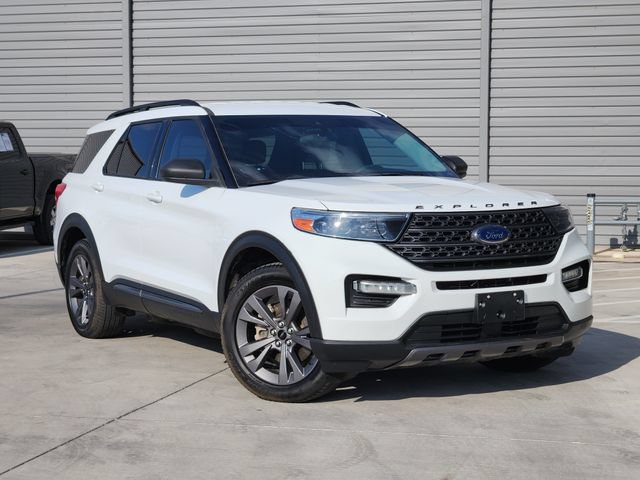 Used 2021 Ford Explorer XLT w/ Equipment Group 202A RWD video 2