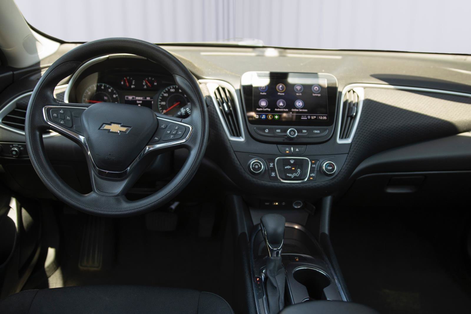 Used 2021 Chevrolet Malibu LS FWD image 3