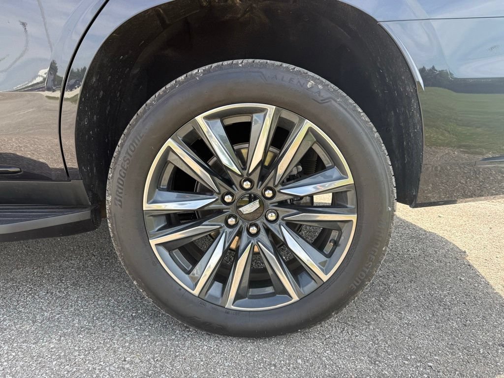 Certified 2024 Cadillac Escalade Sport w/ Touring Package AWD/4WD image 15