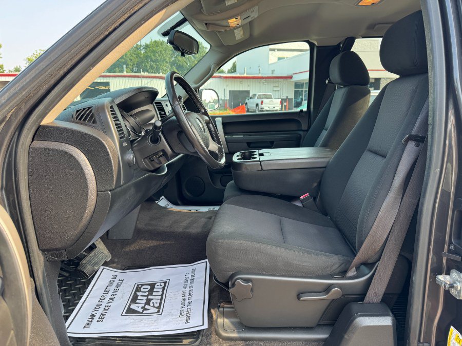 Used 2010 Chevrolet Silverado 2500 LT AWD/4WD image 15