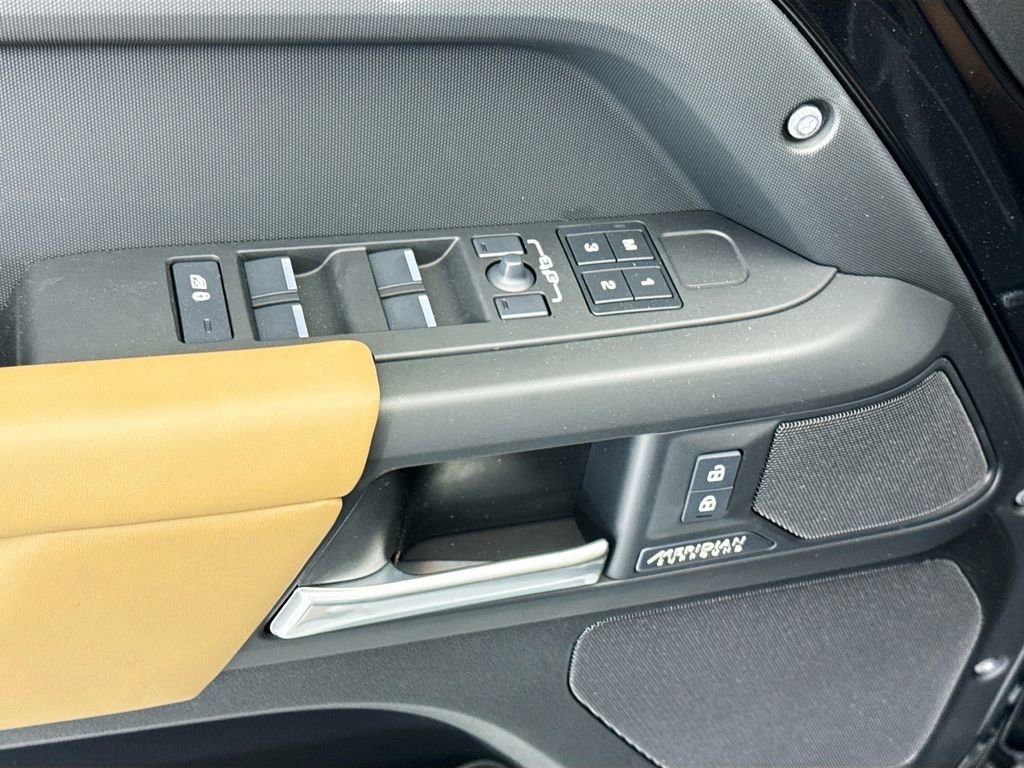 New 2026 Land Rover Defender 110 X-Dynamic SE AWD/4WD image 22