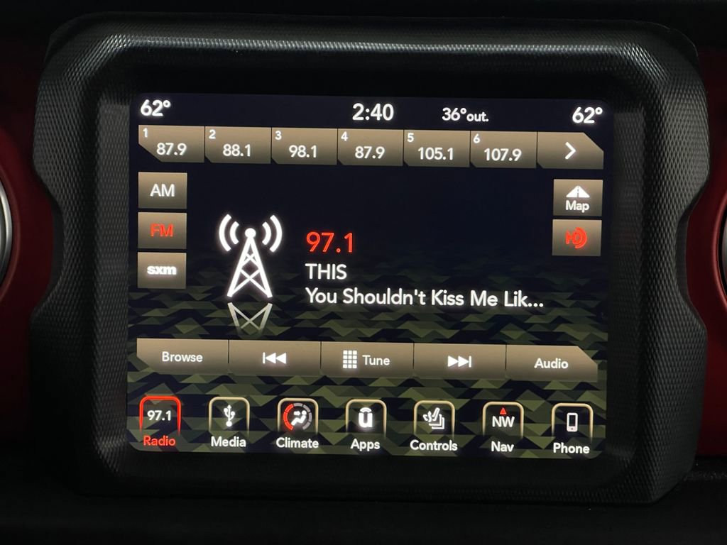 Used 2018 Jeep Wrangler Unlimited Rubicon image 22