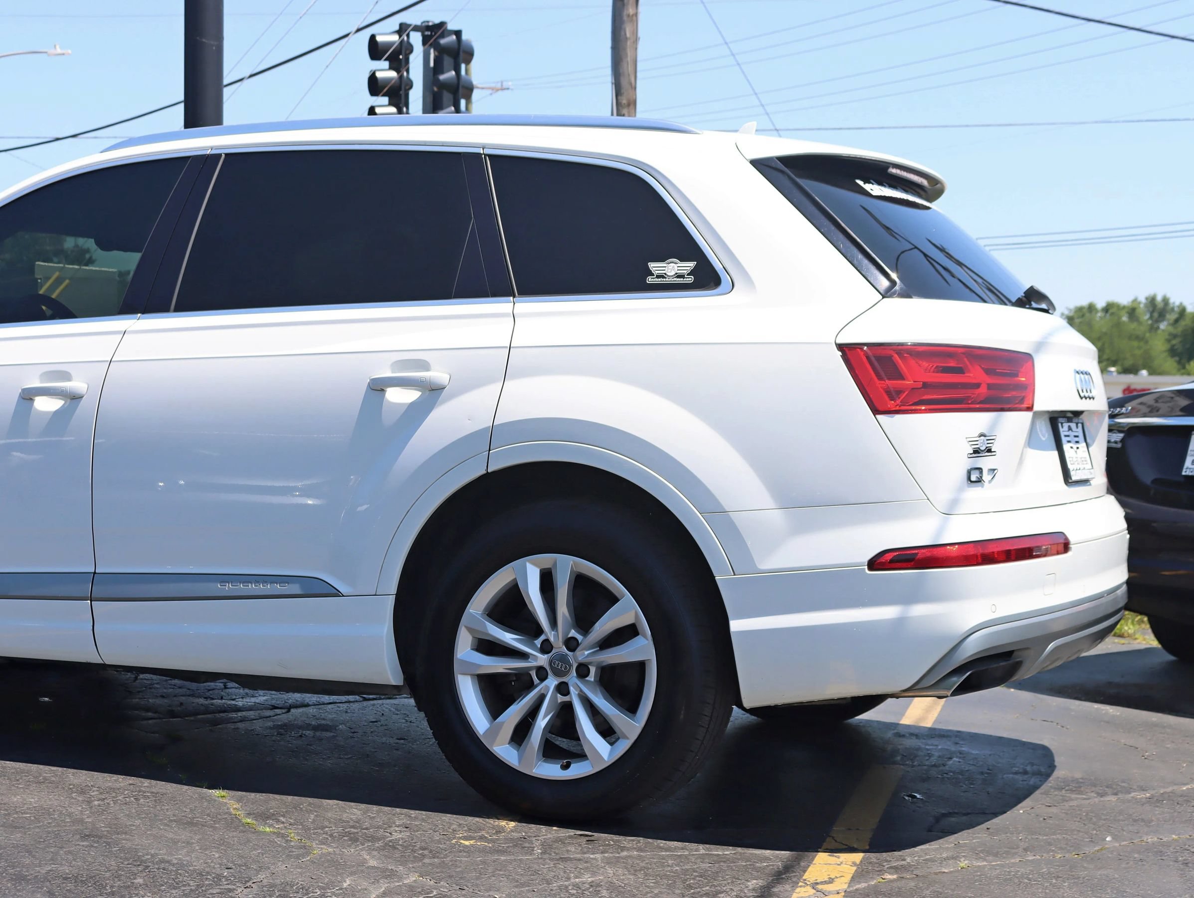 Used 2017 Audi Q7 2.0T Premium Plus w/ Premium Plus Package AWD/4WD image 12