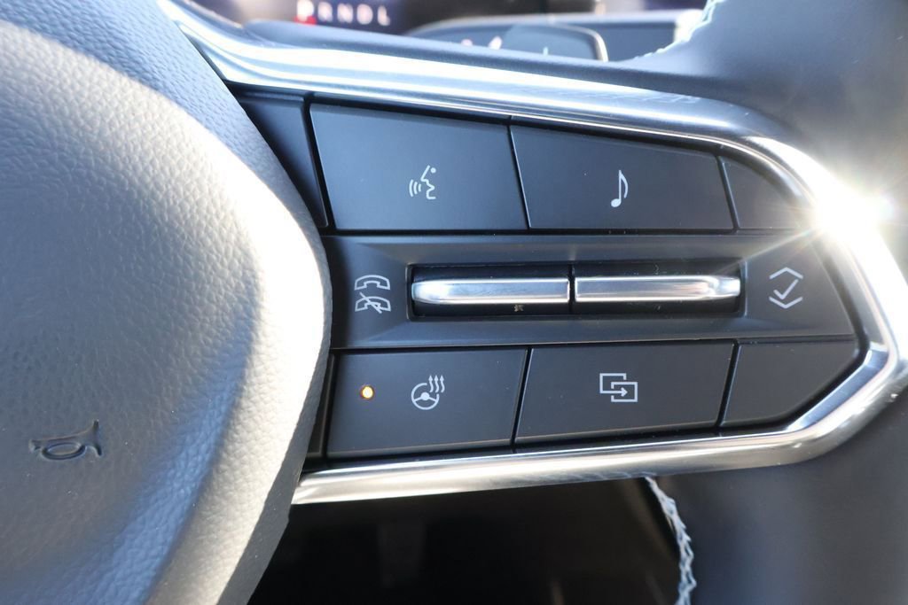 New 2026 Chevrolet Traverse LT w/ Midnight/Sport Edition FWD image 22