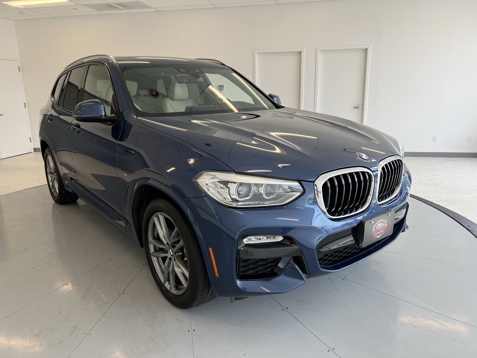 Used 2019 BMW X3 xDrive30i w/ M Sport Package 2