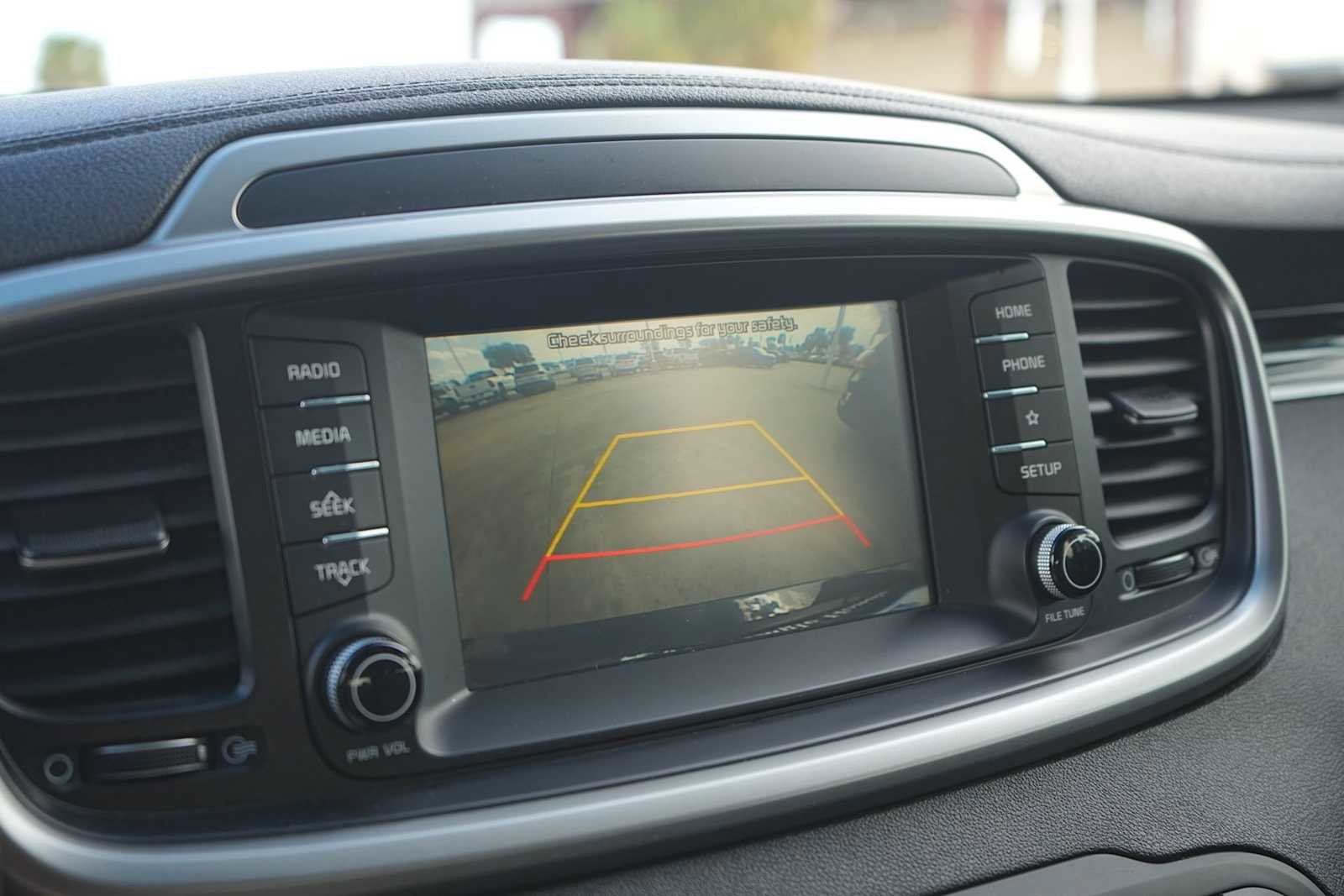 Used 2019 Kia Sorento L image 23