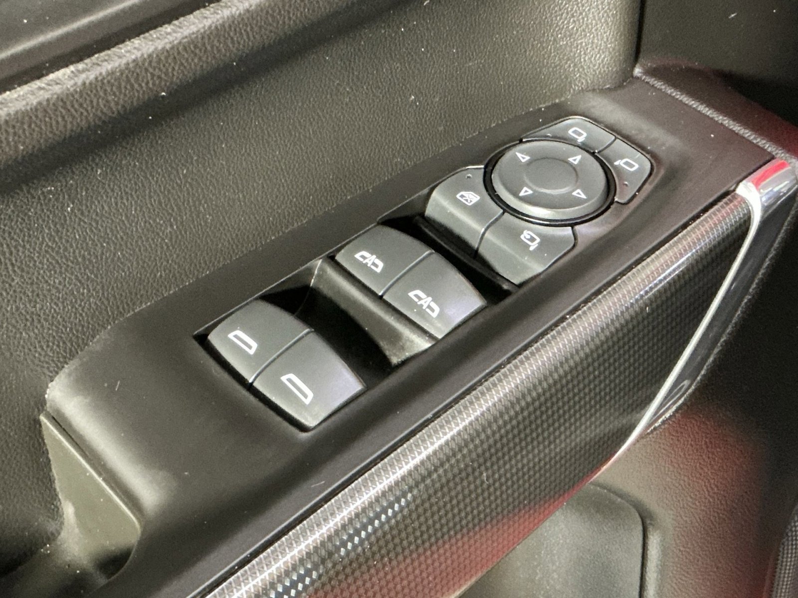 Used 2021 GMC Sierra 1500 AT4 w/ AT4 Value Package AWD/4WD image 16