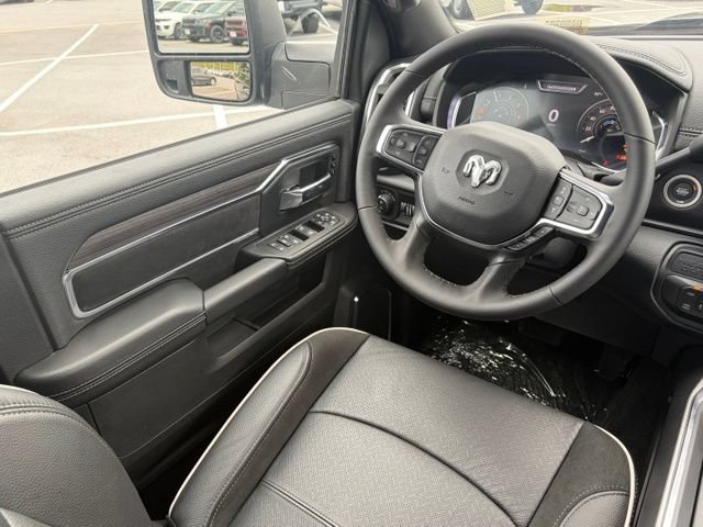 New 2026 RAM 2500 Laramie w/ Towing Technology Group AWD/4WD image 33