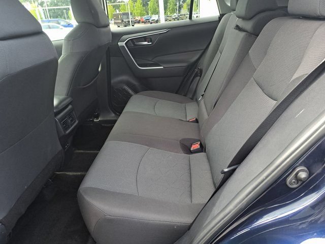 Used 2025 Toyota RAV4 XLE AWD/4WD image 29