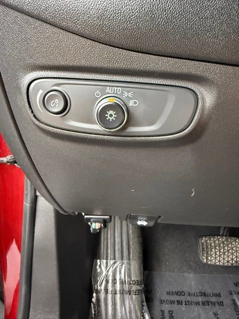 Used 2022 Chevrolet Equinox RS w/ RS Leather Package image 37