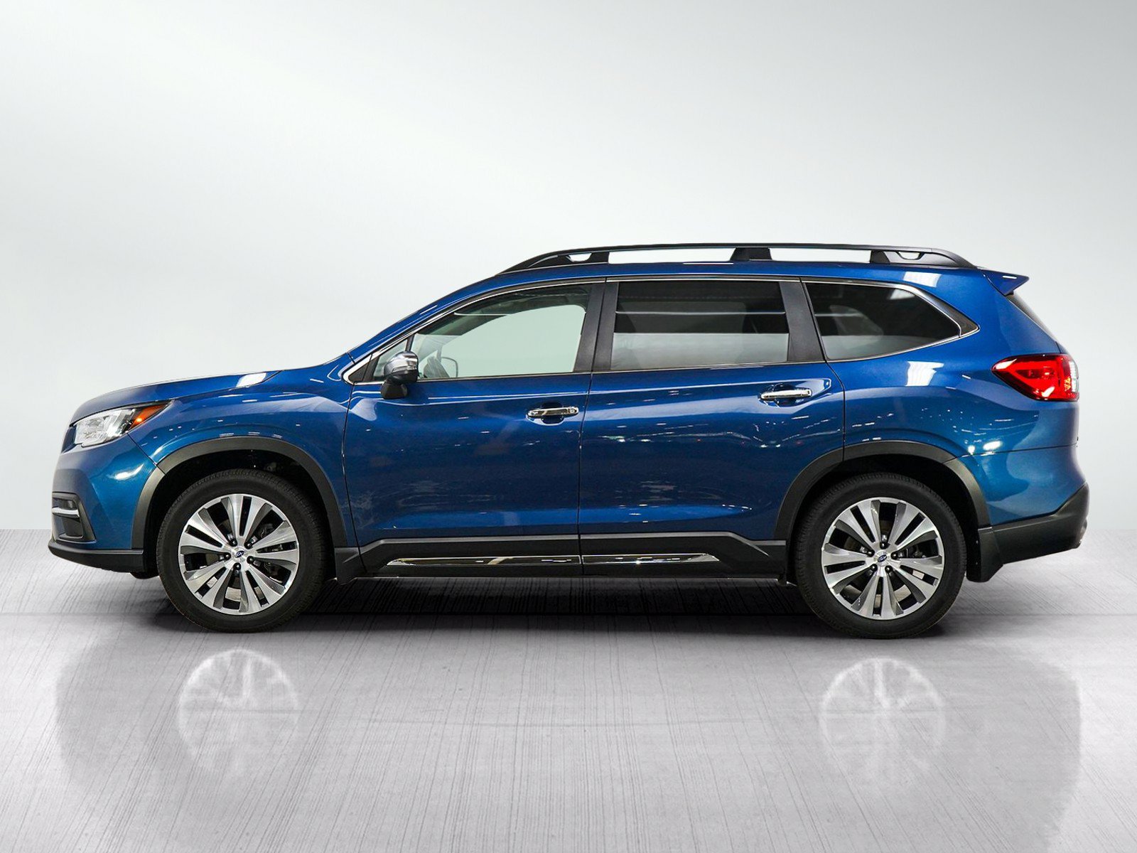 Used 2021 Subaru Ascent Touring w/ Popular Package #2 AWD/4WD image 2