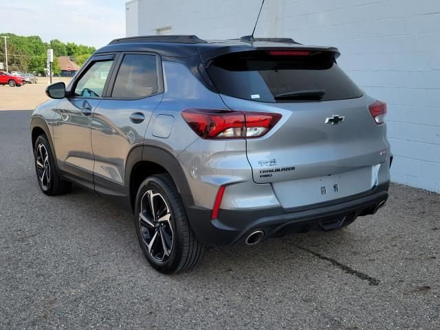 Used 2023 Chevrolet TrailBlazer RS w/ Convenience Package AWD/4WD image 7