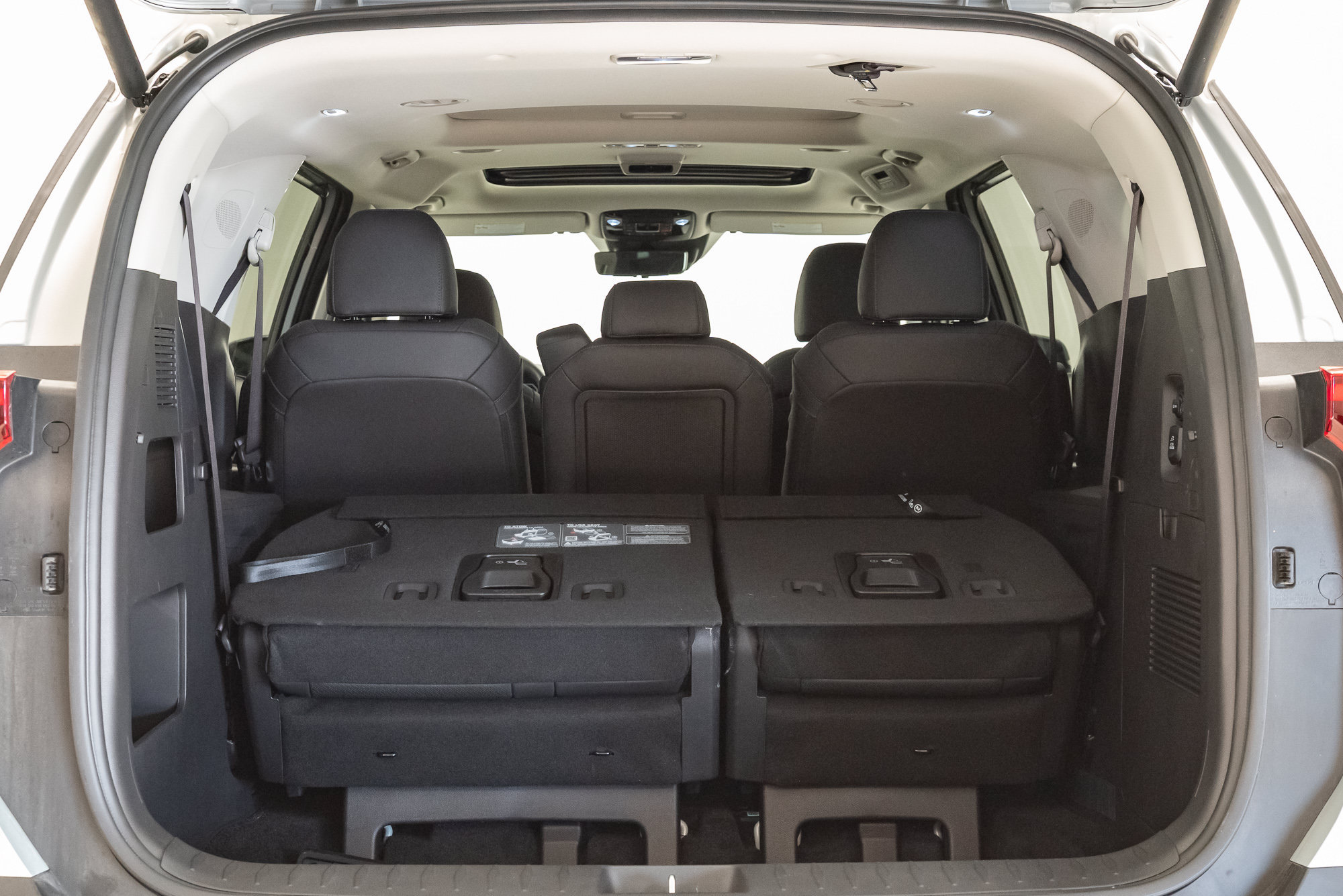 Used 2026 Kia Carnival SX Prestige FWD image 39