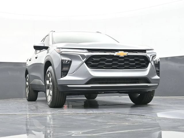 New 2026 Chevrolet Trax LT w/ Driver Confidence Package FWD image 44