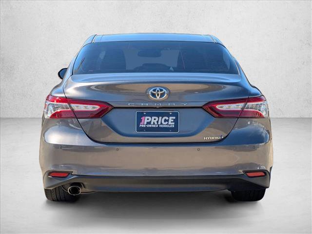 Used 2018 Toyota Camry XLE image 6