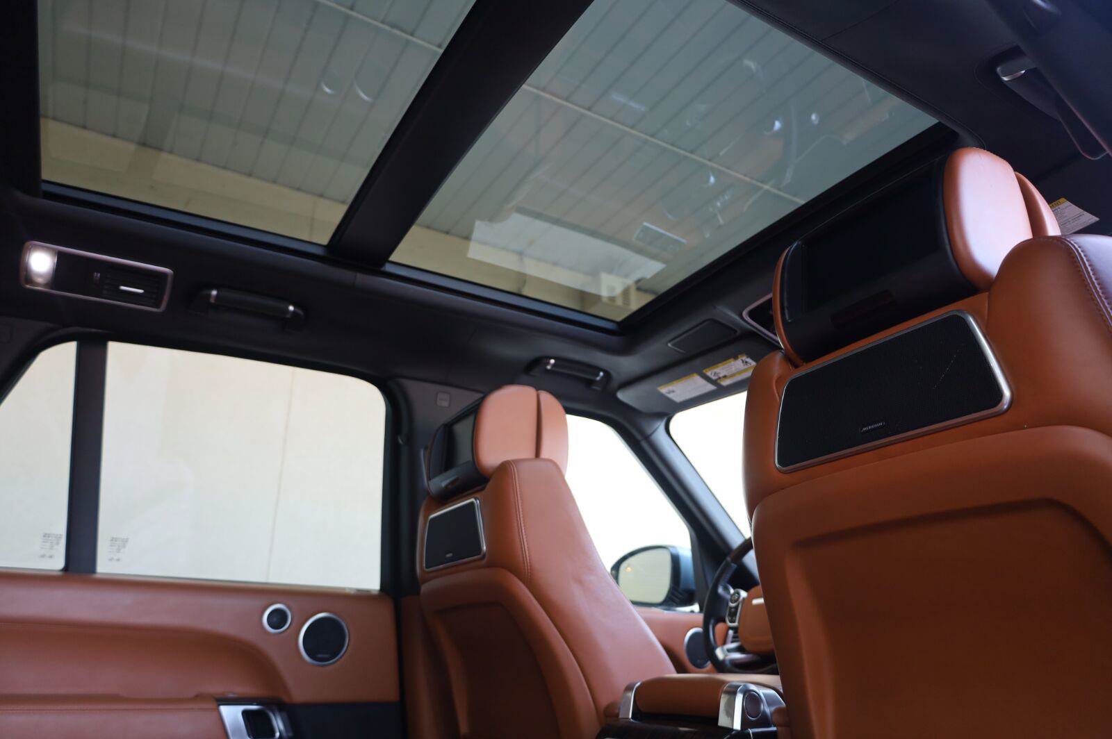 Used 2014 Land Rover Range Rover Autobiography AWD/4WD image 27