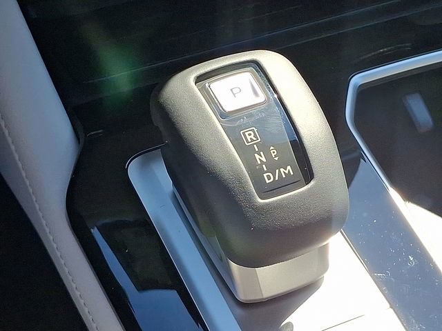 New 2025 Mitsubishi Outlander SE image 11