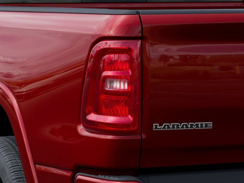 New 2027 RAM 1500 Laramie AWD/4WD image 9