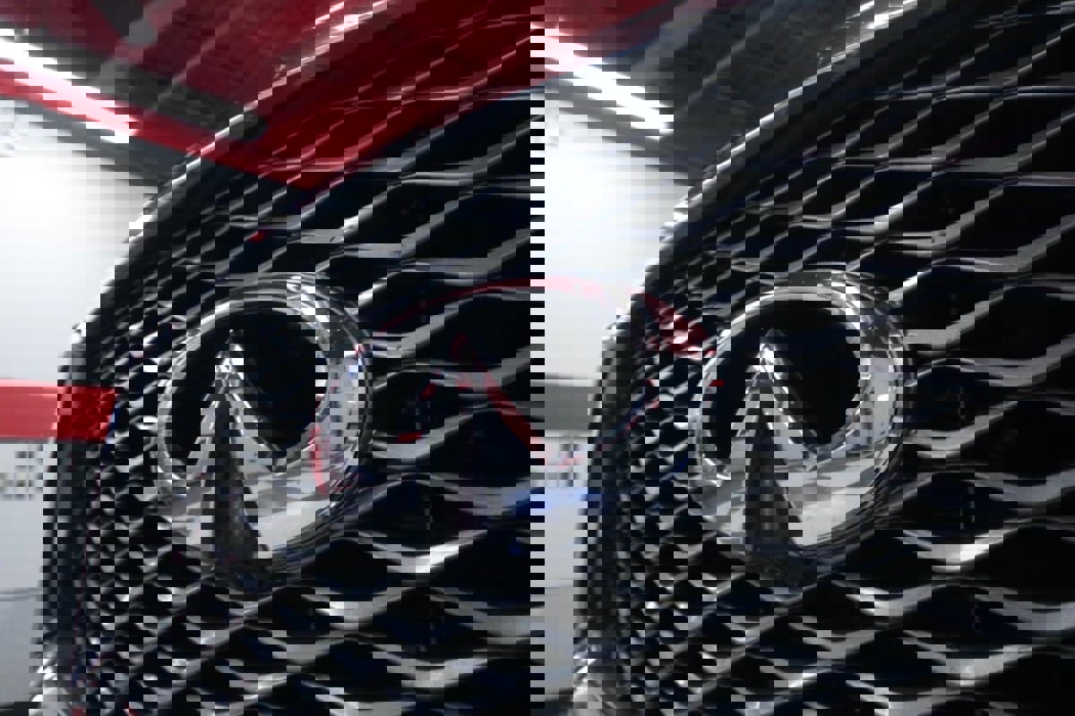 Used 2019 INFINITI QX80 Luxe w/ Proassist Package image 44