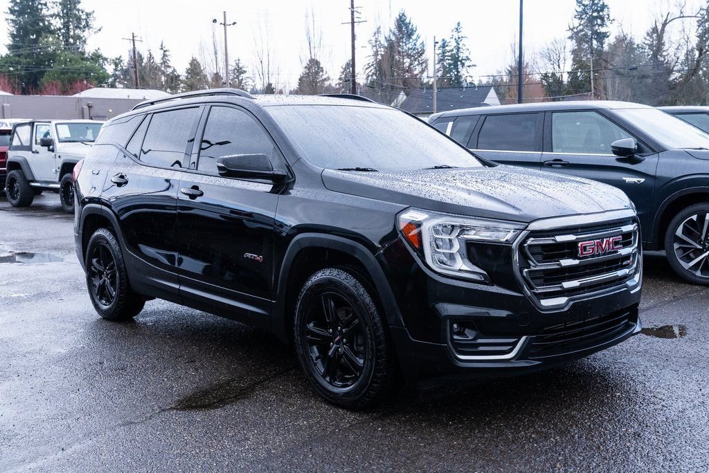 Used 2023 GMC Terrain AT4