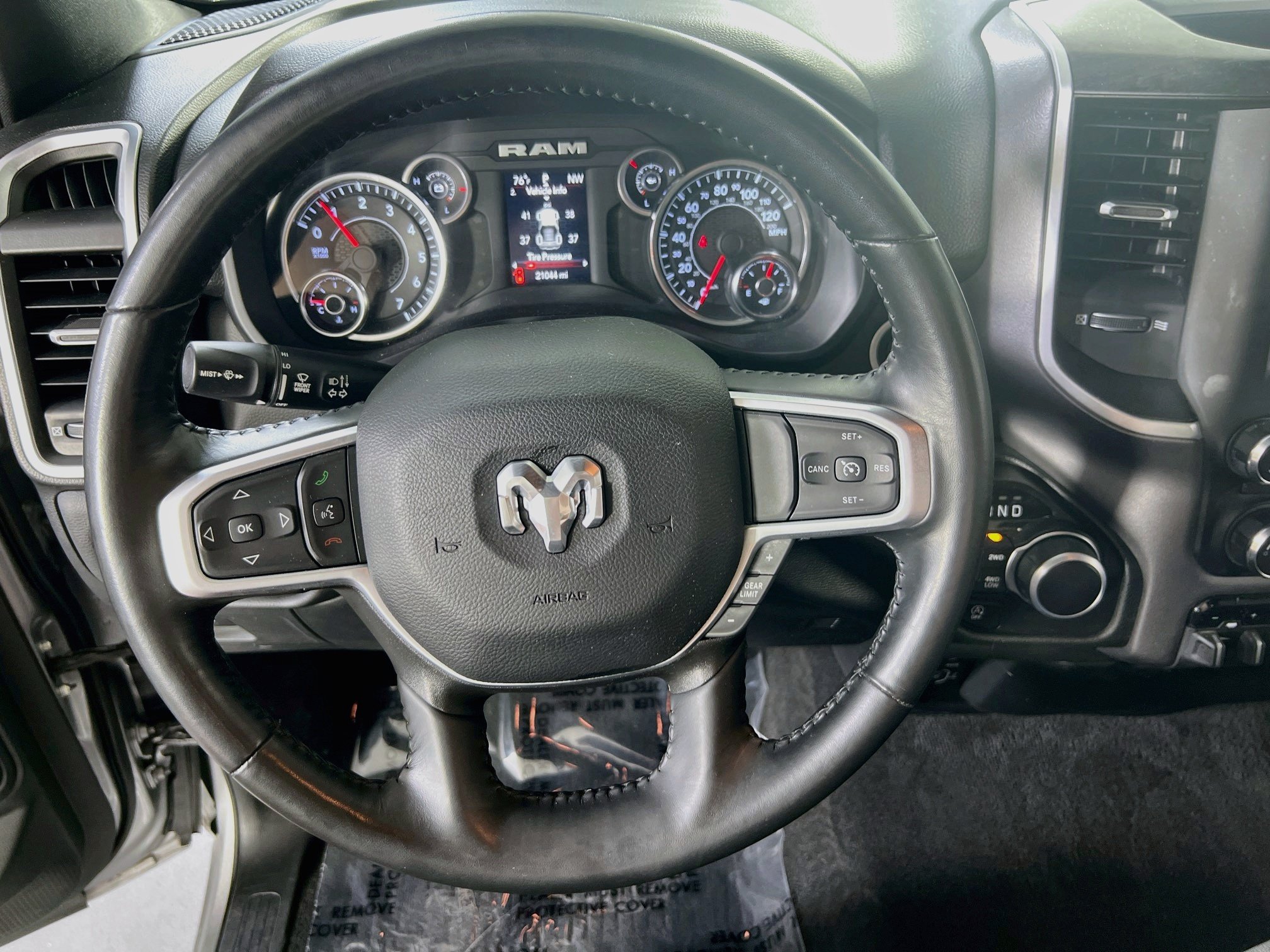 Used 2023 RAM 1500 Big Horn AWD/4WD image 11