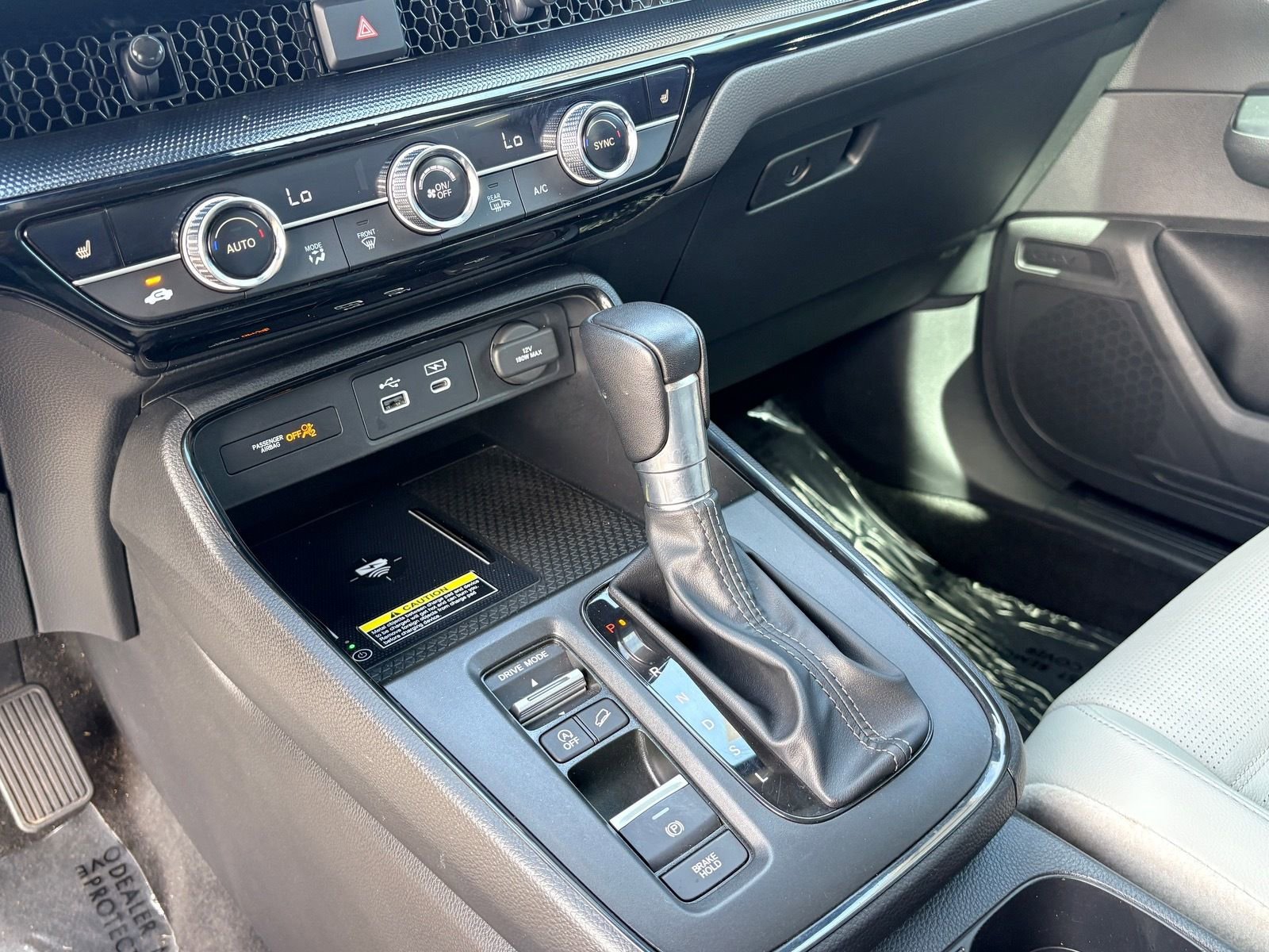 Used 2024 Honda CR-V EX-L image 17