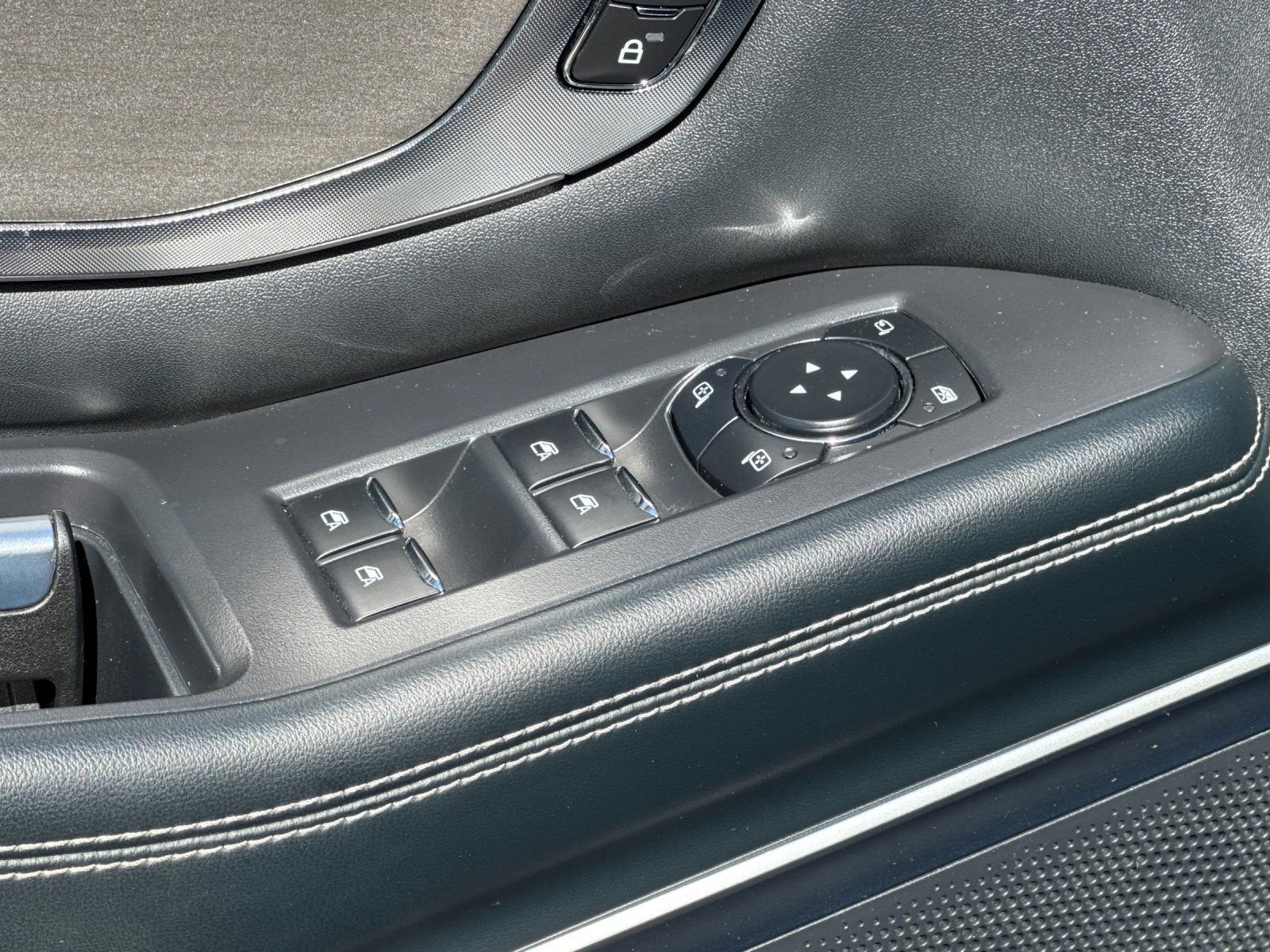 Used 2025 Ford Expedition Max Platinum w/ Driver's Package image 13