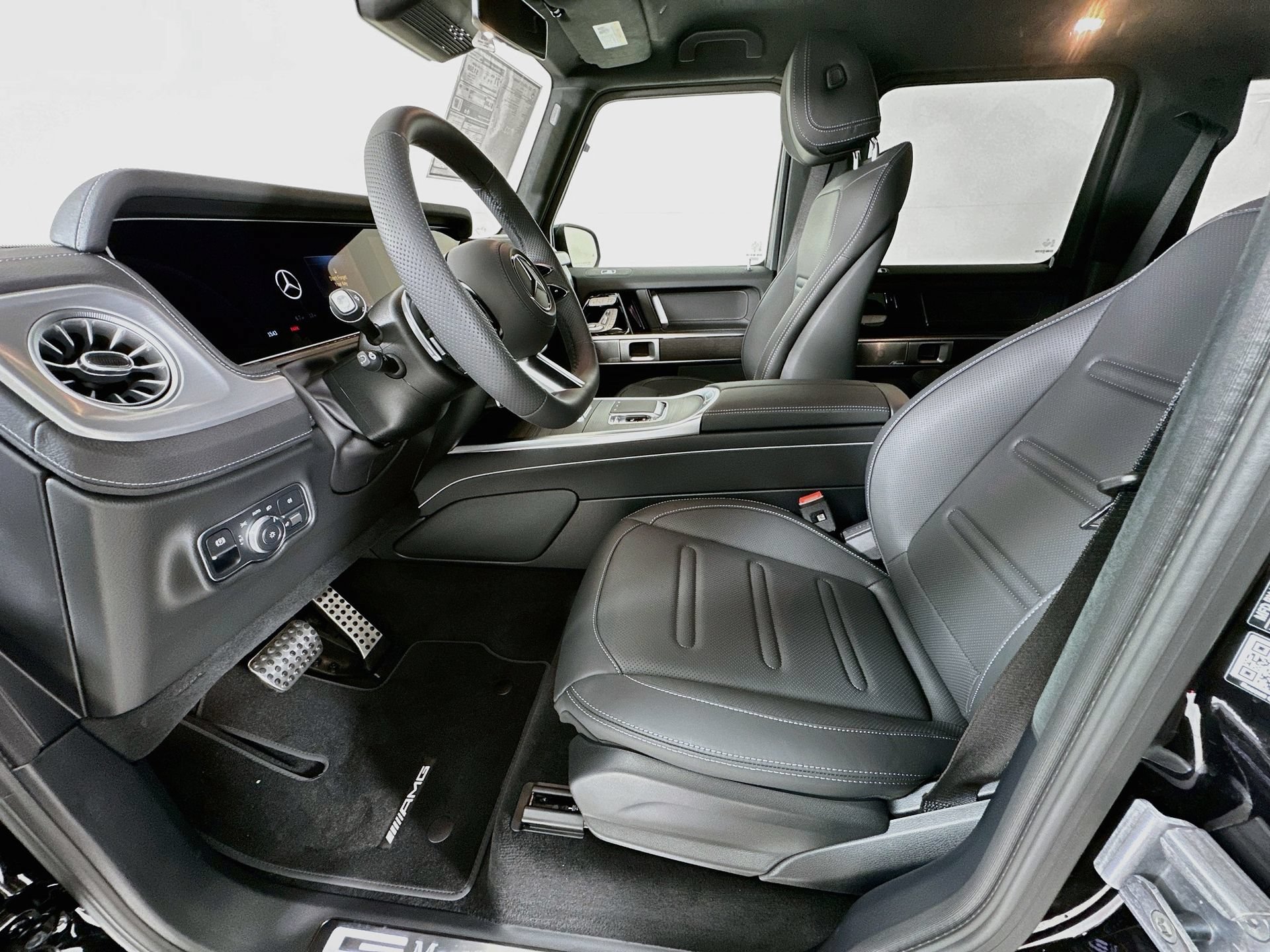 New 2027 Mercedes-Benz G 580 e image 23