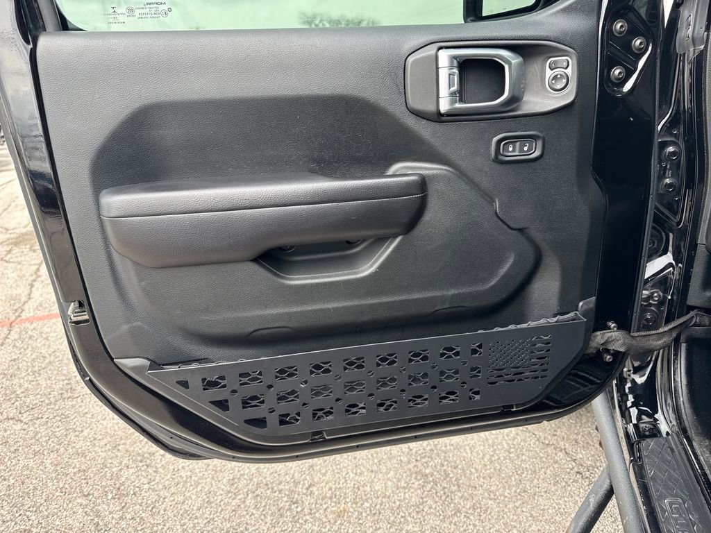 Certified 2020 Jeep Gladiator Rubicon w/ LED Lighting Group image 12