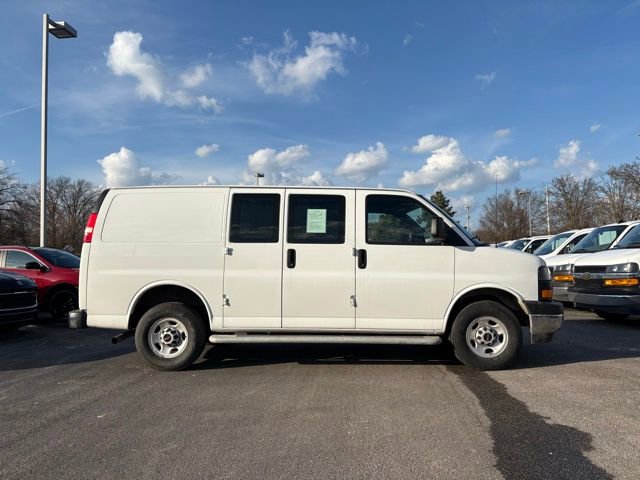 Used 2024 GMC Savana 2500 w/ Driver Convenience Package image 9