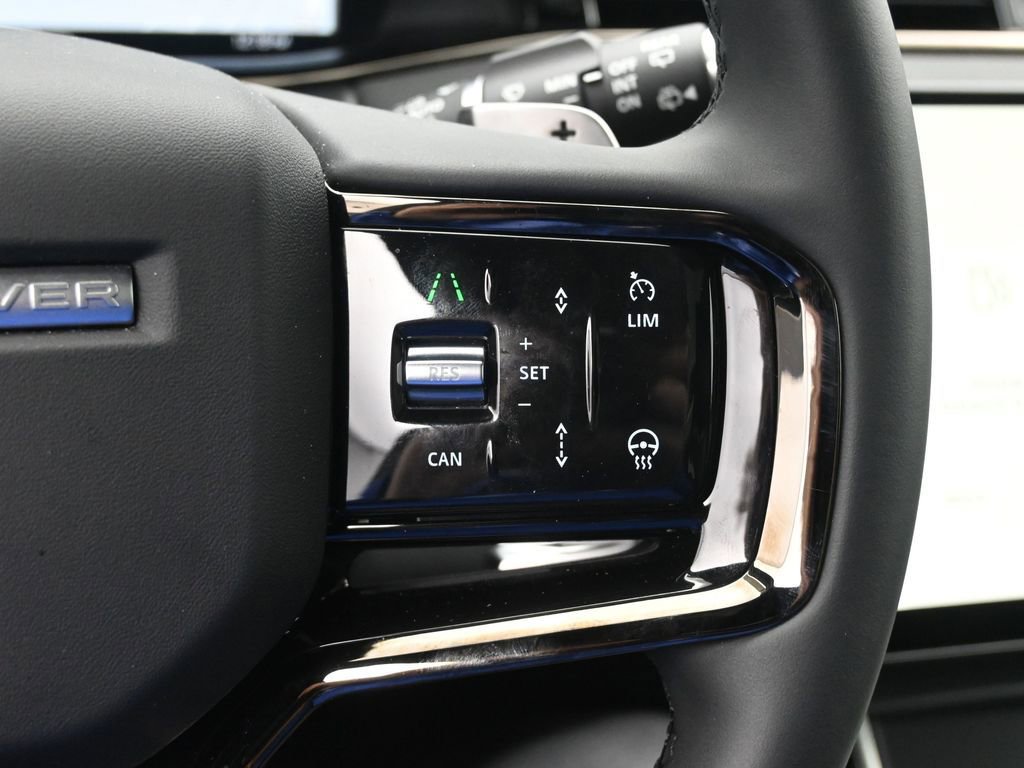 Used 2024 Land Rover Range Rover Evoque Dynamic SE image 14