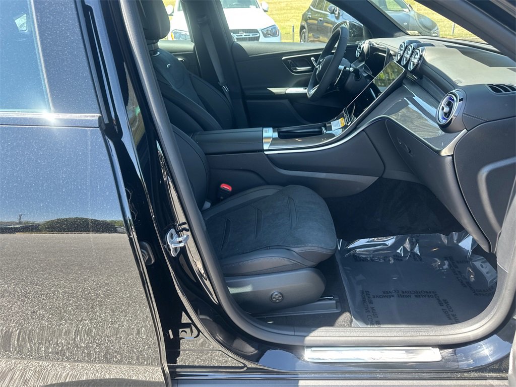 New 2025 Mercedes-Benz GLC 63 AMG S image 15