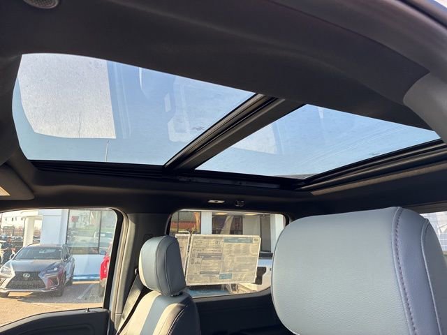 New 2025 Ford F150 Lightning Lariat w/ Max Trailer Tow Package image 49