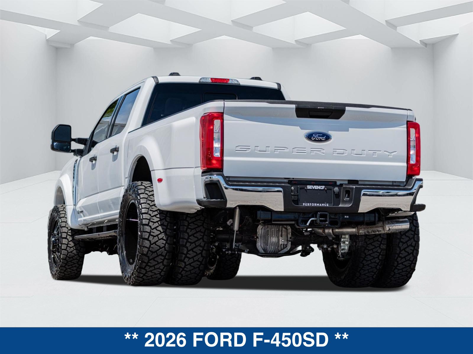 New 2026 Ford F450 XLT w/ FX4 Off-Road Package AWD/4WD image 7