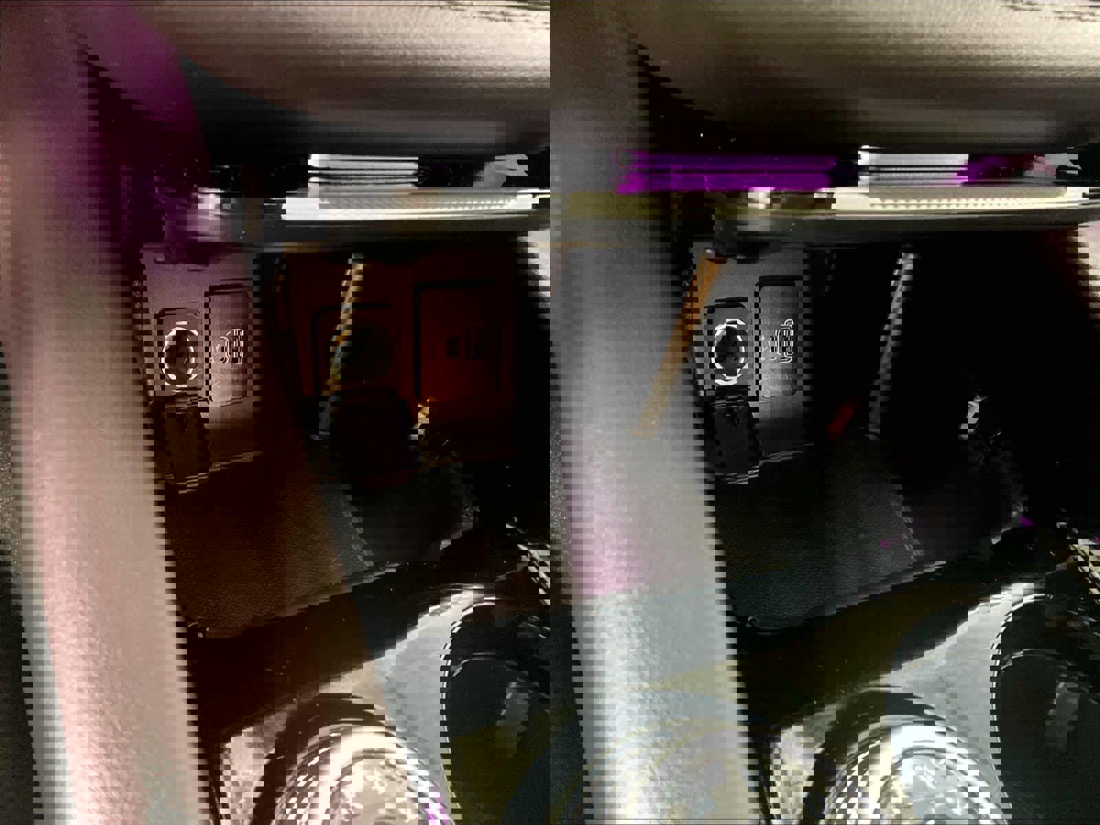 Used 2025 Ford Explorer Platinum w/ LUX Leather Package image 28