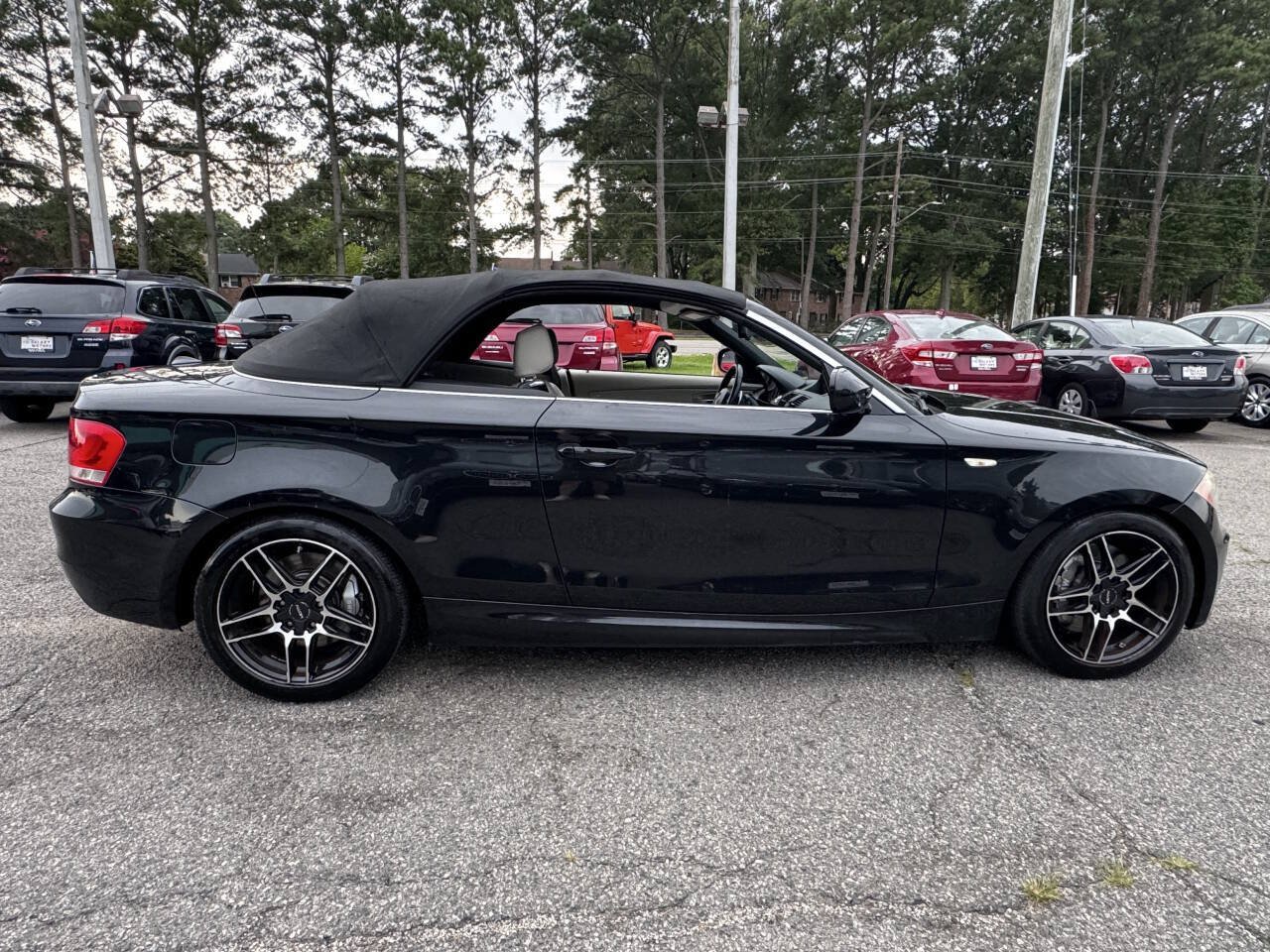 Used 2013 BMW 135i Convertible RWD image 11