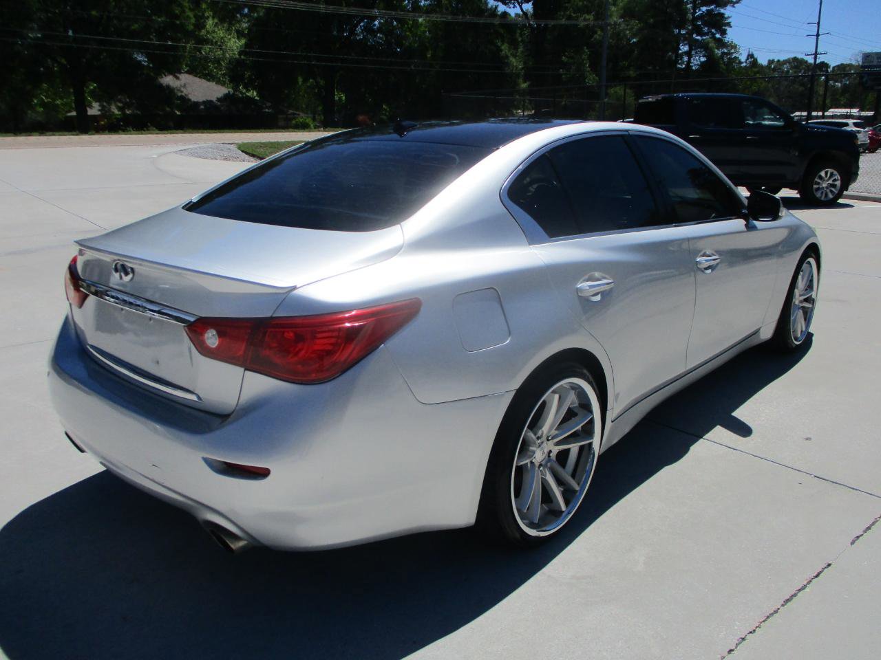 Used 2014 INFINITI Q50 Premium w/ Spare Tire Package image 8