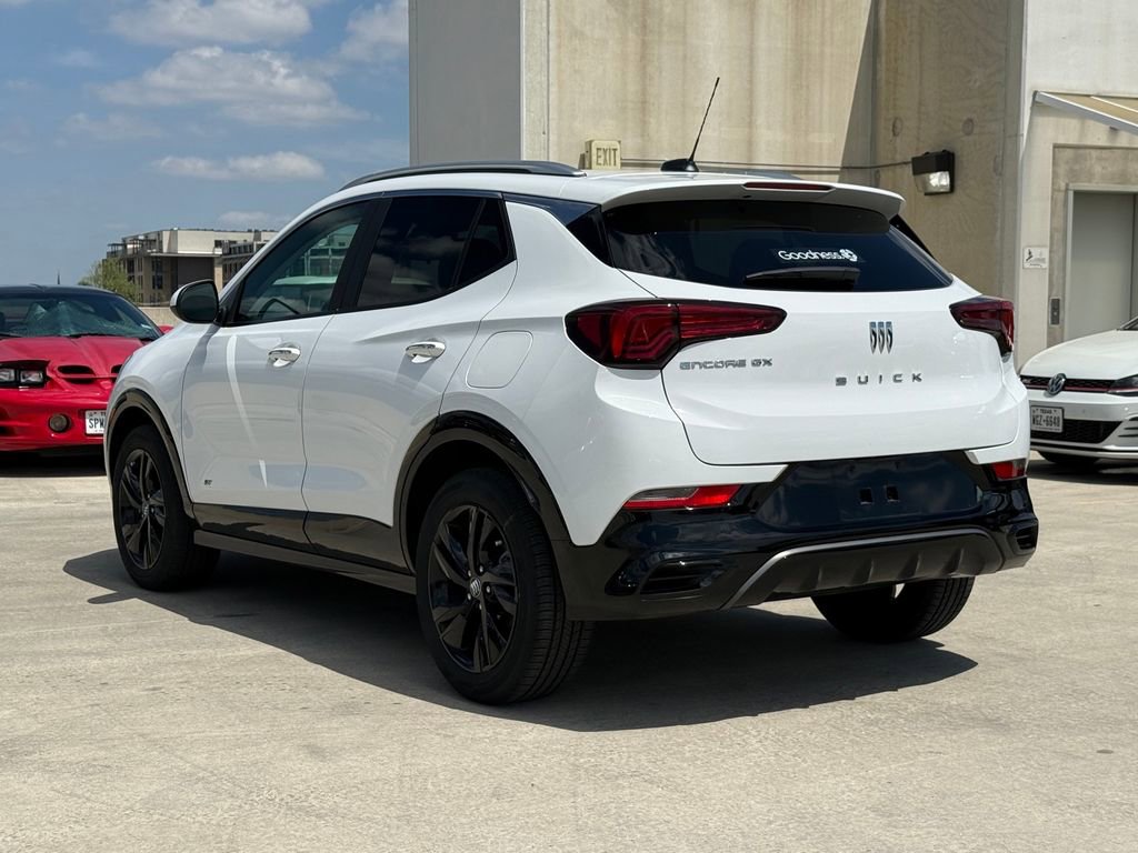 Used 2025 Buick Encore GX Sport Touring w/ Comfort Package image 7