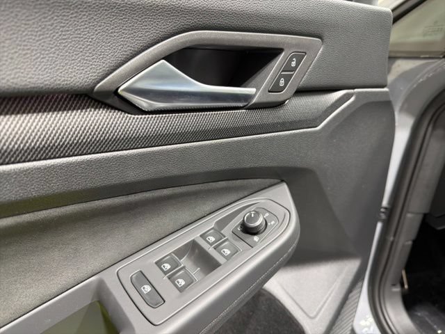 New 2026 Volkswagen GTI SE FWD image 12