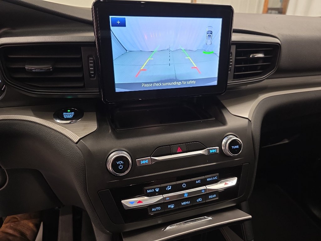 Used 2020 Ford Explorer XLT AWD/4WD image 33