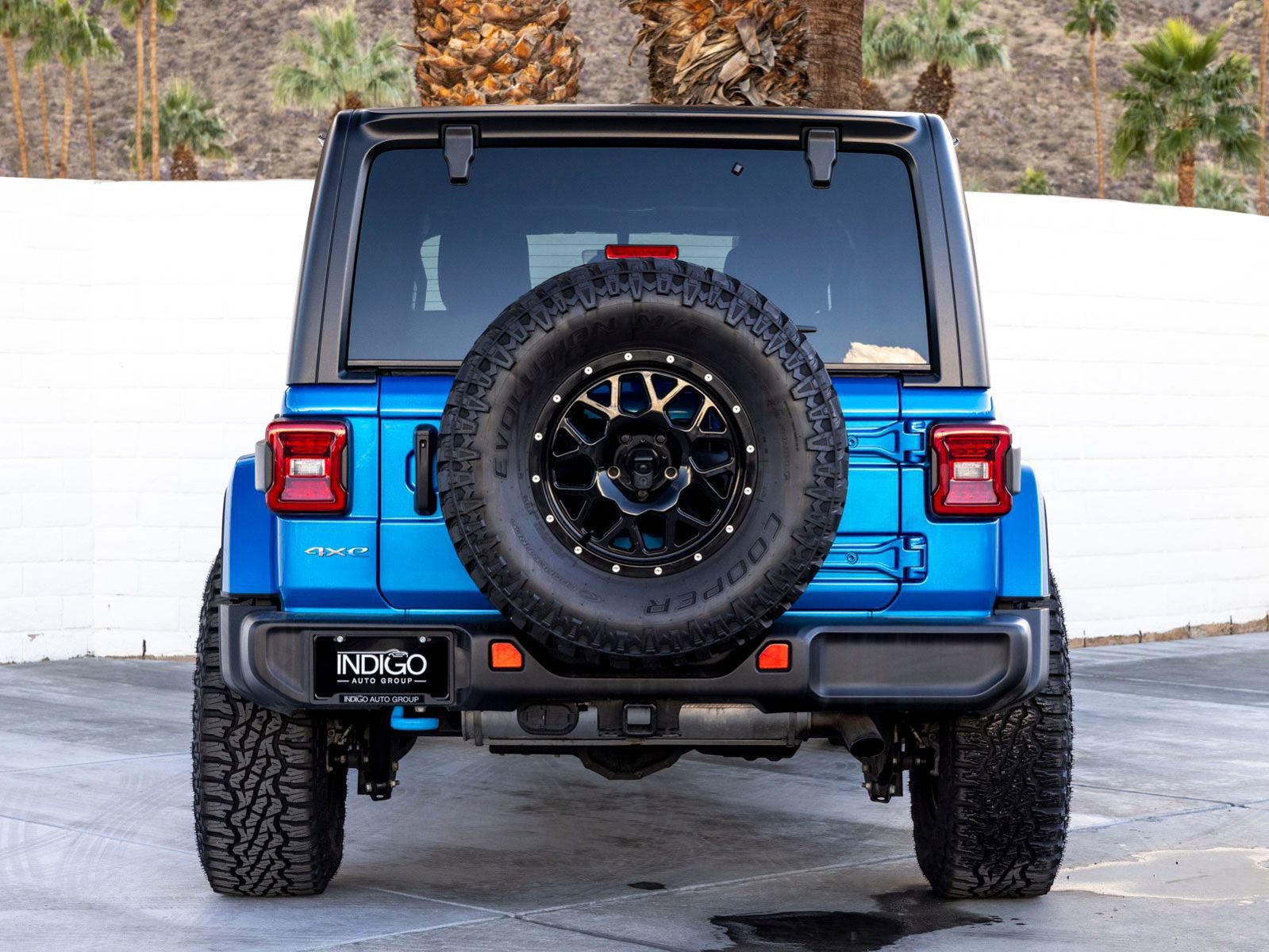 Used 2023 Jeep Wrangler Unlimited Sahara image 8
