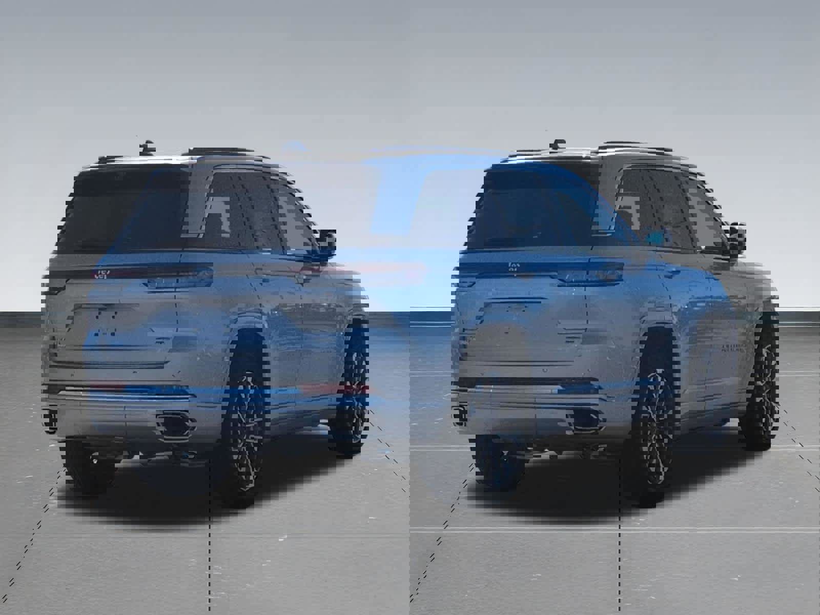 Used 2024 Jeep Grand Cherokee Overland w/ Luxury Tech Group IV image 6