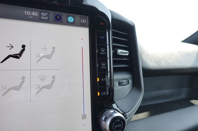 New 2025 RAM 3500 4x4 Crew Cab DRW image 23