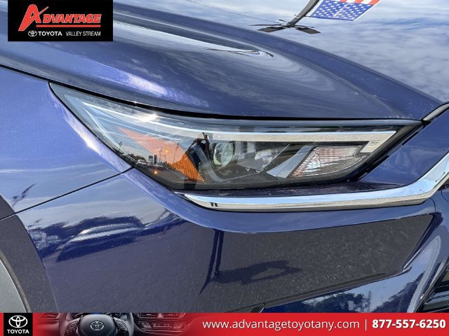 Certified 2024 Toyota Grand Highlander AWD image 12