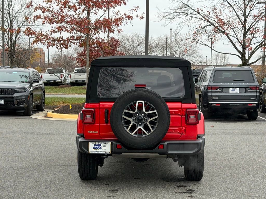Certified 2024 Jeep Wrangler Sahara image 8
