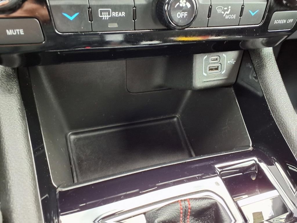 Used 2025 Jeep Compass Trailhawk AWD/4WD image 10