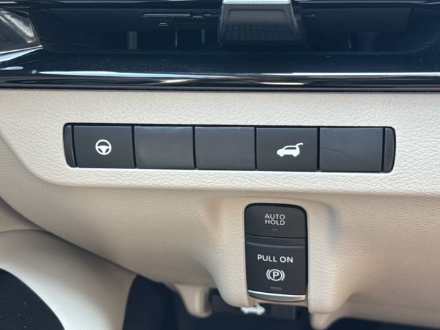 Used 2025 Nissan Murano SV w/ Cargo Package FWD image 31