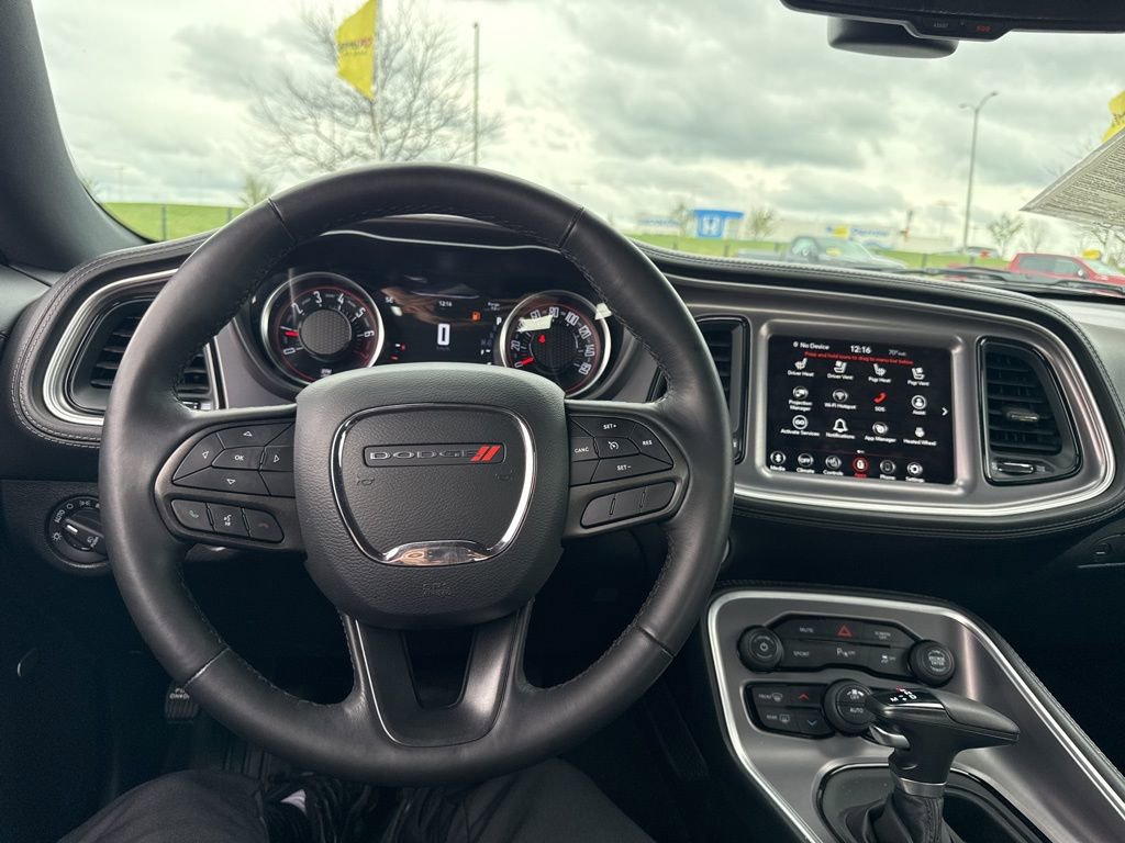 Used 2022 Dodge Challenger SXT w/ Plus Package image 24